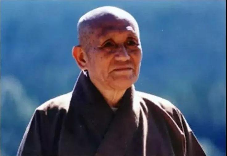 ����Ϊ�βγ���Բ��һ��������գ��廳���ϴ���һ����