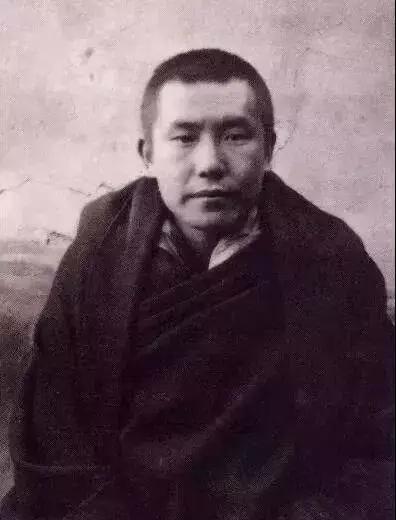 ����Ϊ�βγ���Բ��һ��������գ��廳���ϴ���һ����