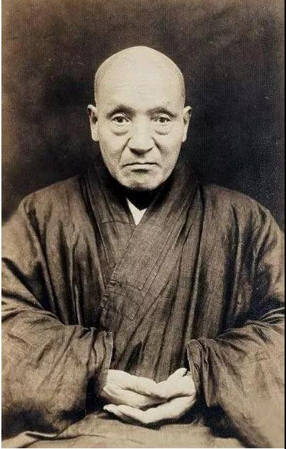 ���վ���ʮ����ӡ�ⷨʦԲ�ż����գ�׷˼�廳ӡ��֮��ҵ��