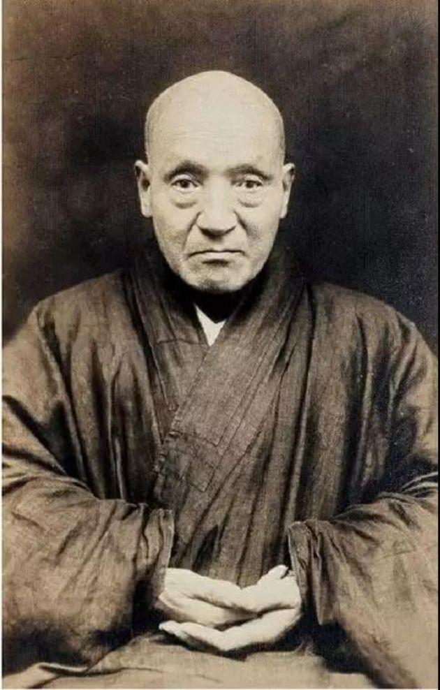 ���չ��꾻����ʮ����ӡ�ⷨʦԲ�ż����գ��϶���