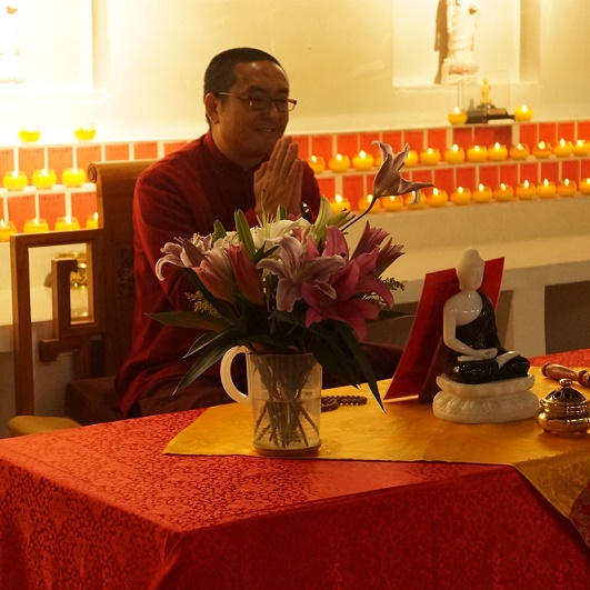 明日燃灯节!积福慧供灯共修正在进行中…… 明日燃灯节!积福慧供灯共修正在进行中……