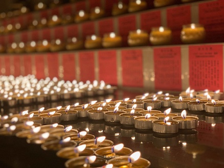 明日蕅益大师圆寂日!积福慧供灯共修正在进行中…… 明日蕅益大师圆寂日!积福慧供灯共修正在进行中……