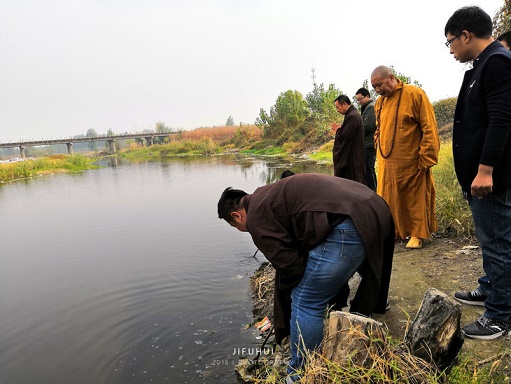明日,积福慧启建己亥年首期放生法会!随喜参加! 明日,积福慧启建己亥年首期放生法会!随喜参加!