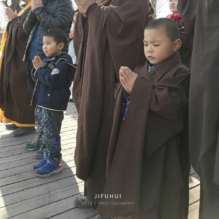 ���գ���������������������ڷ������ᣡ��ϲ�μӣ�