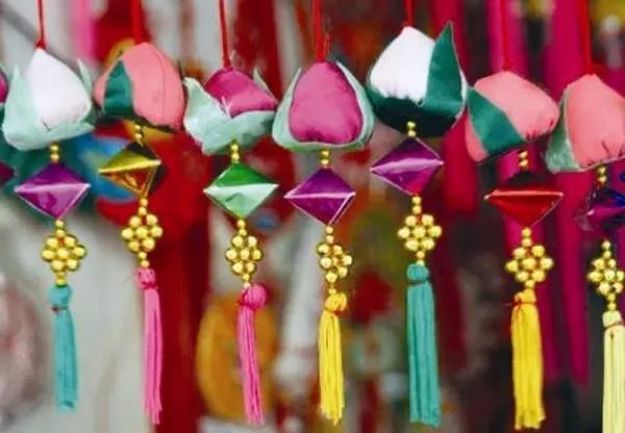 今日端午节,祛毒避邪,为家人祈福! 今日端午节,祛毒避邪,为家人祈福!