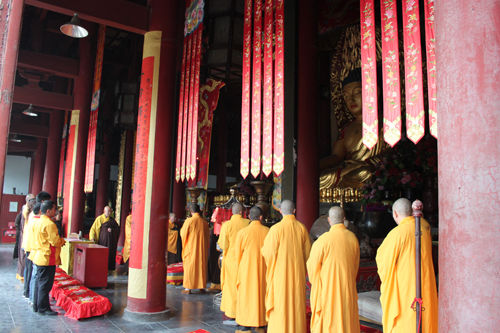 大相国寺举行祈福法会