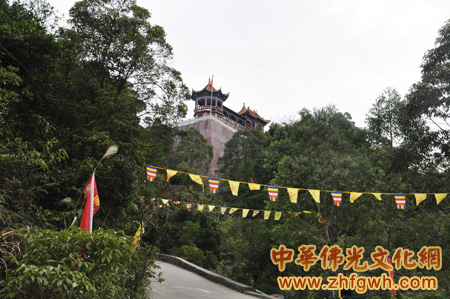 山水间的藏经处.JPG