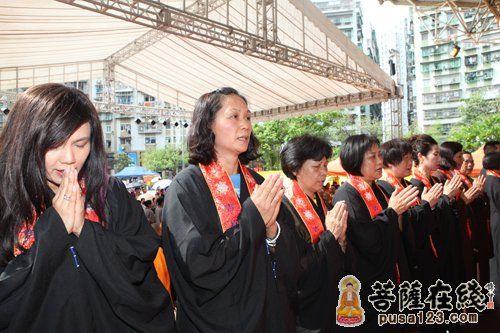 �μӷ���ľ�ʿ