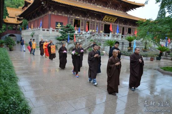  2013��7��15�գ�������ͥ������ÿ��ũ����������⽲�þ��������䷨��