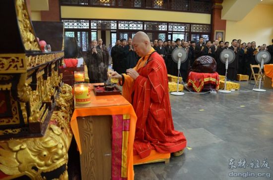 �����ڵ��������£��ϴ��°�������������ׯ������������������