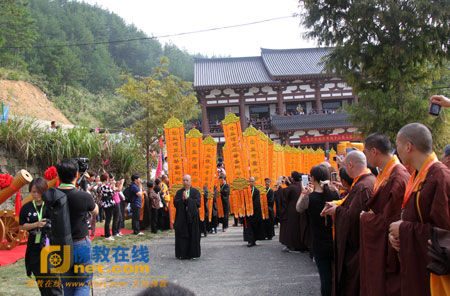 ׯ����������̶���