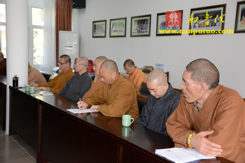 ���ŷ������