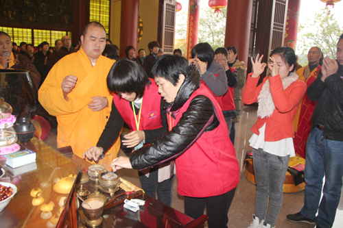 ���ŷ������