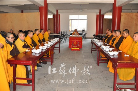 ������������ʥ��¡���������Ϸ���