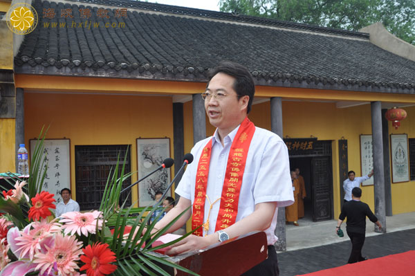 ���ո�����������¡�ؾ��д��۱���ȫ�÷��񿪹���������ʦ�������