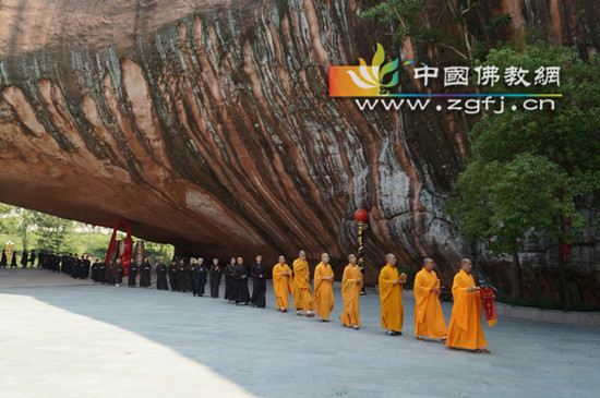 ������ʦ��ɮ�ŷ��С��ز�������Ը����