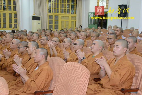 &Auml;&Iuml;&AElig;&Otilde;&Iacute;&Oacute;