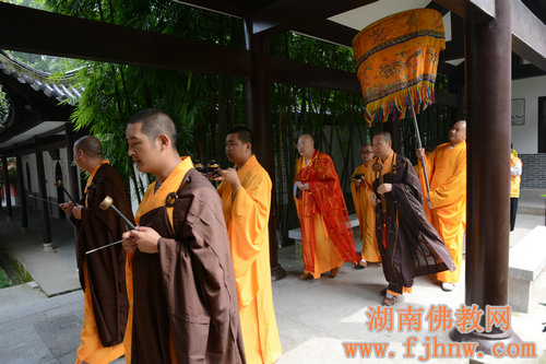 ���ŷ������