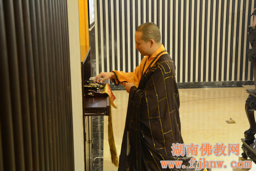 ���ŷ������