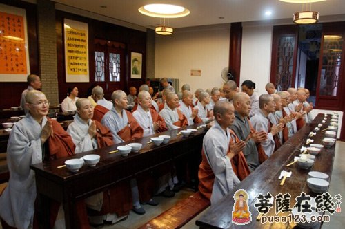 ����ɮ�Ųη������� �������������Ӵ�