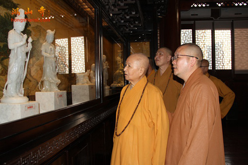 ���ŷ������