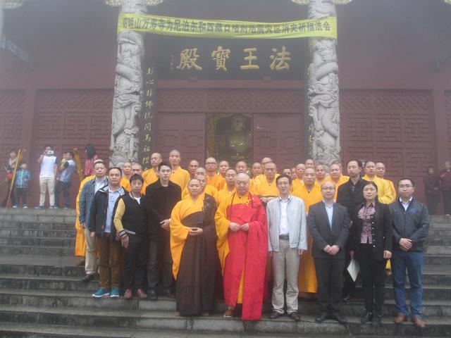 ����ɽ������ɮ�׶��ڷ�����Ӱ����