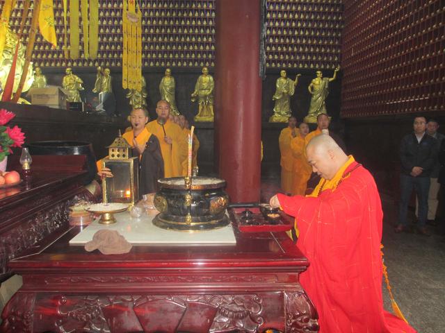 ����ɽ�����·����Ӳش��������