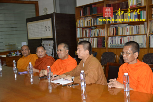 ���ŷ������