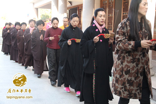 ���ŷ������