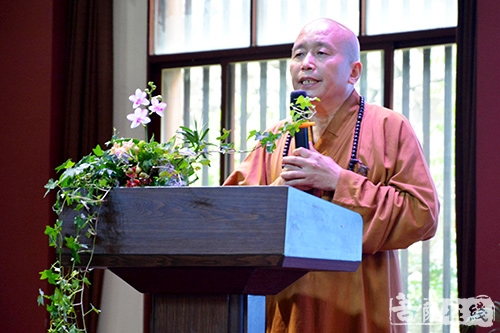 印觉大和尚讲话